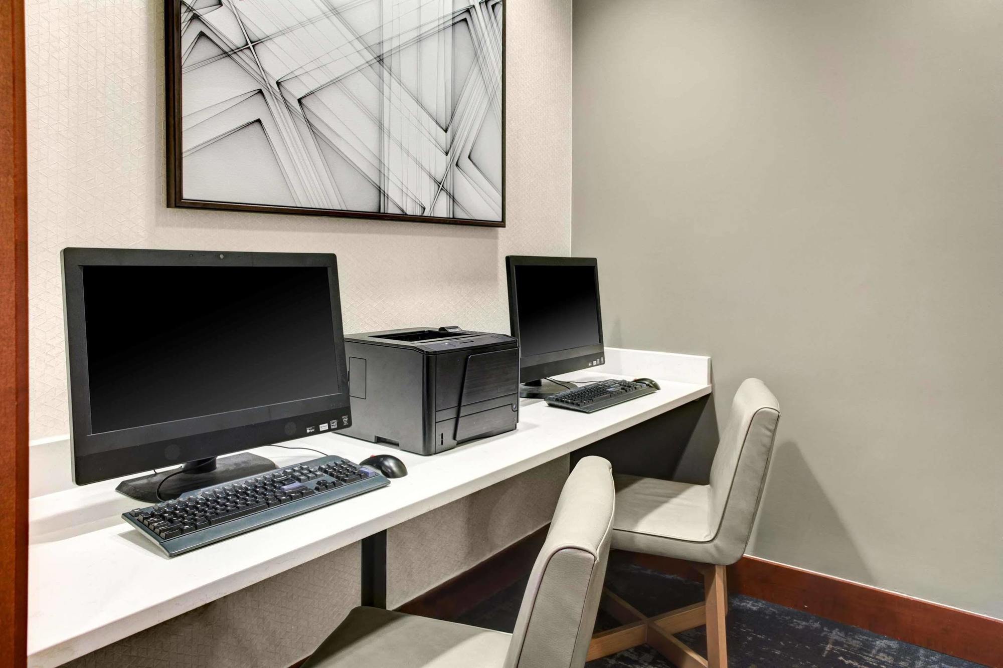 Hyatt Place Louisville-East Екстериор снимка